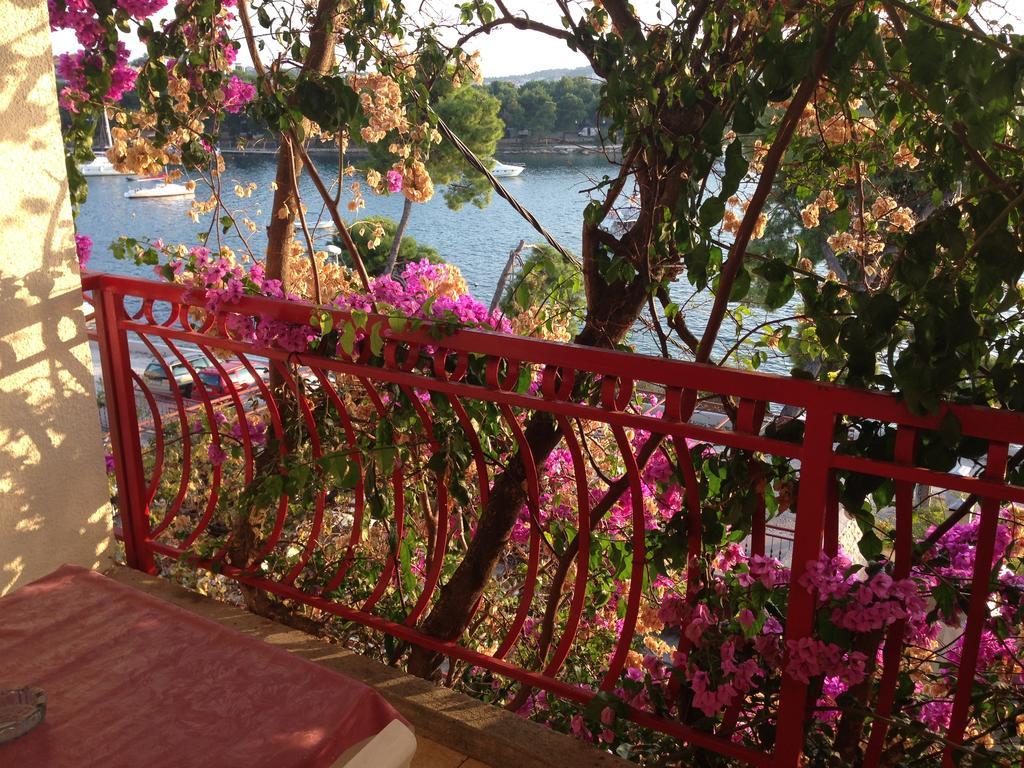Apartments Ana Trogir Exterior photo