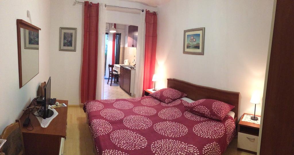 Apartments Ana Trogir Exterior photo