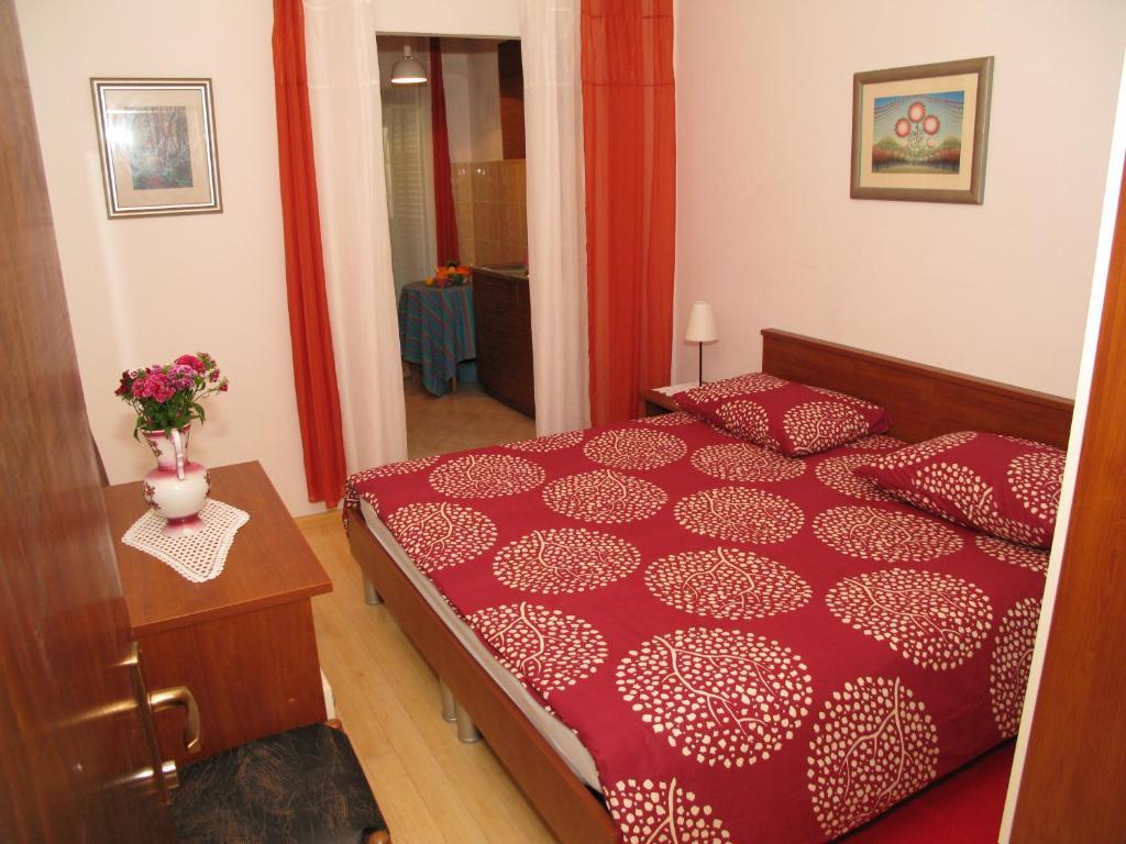 Apartments Ana Trogir Room photo