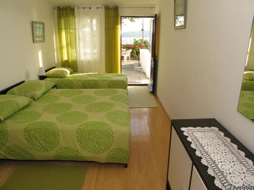 Apartments Ana Trogir Exterior photo