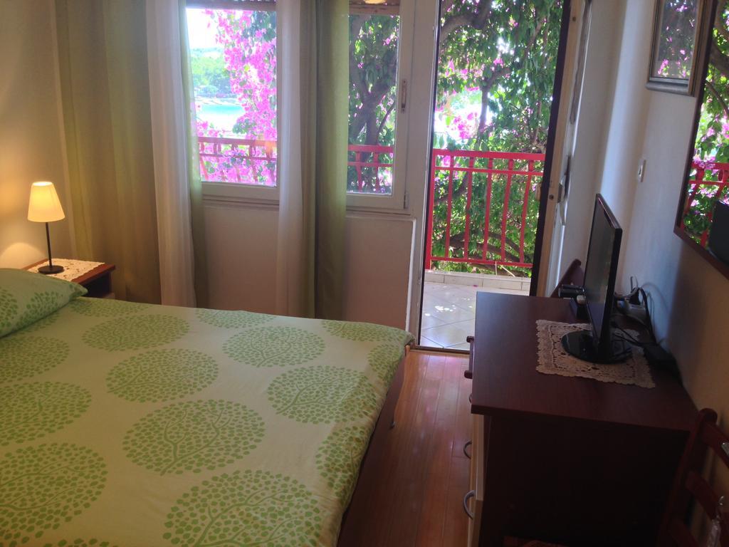 Apartments Ana Trogir Exterior photo