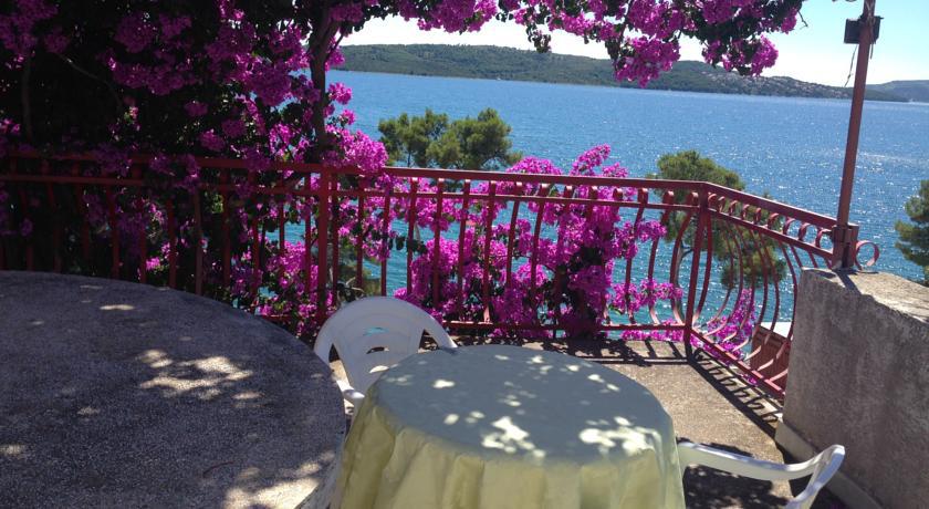 Apartments Ana Trogir Room photo